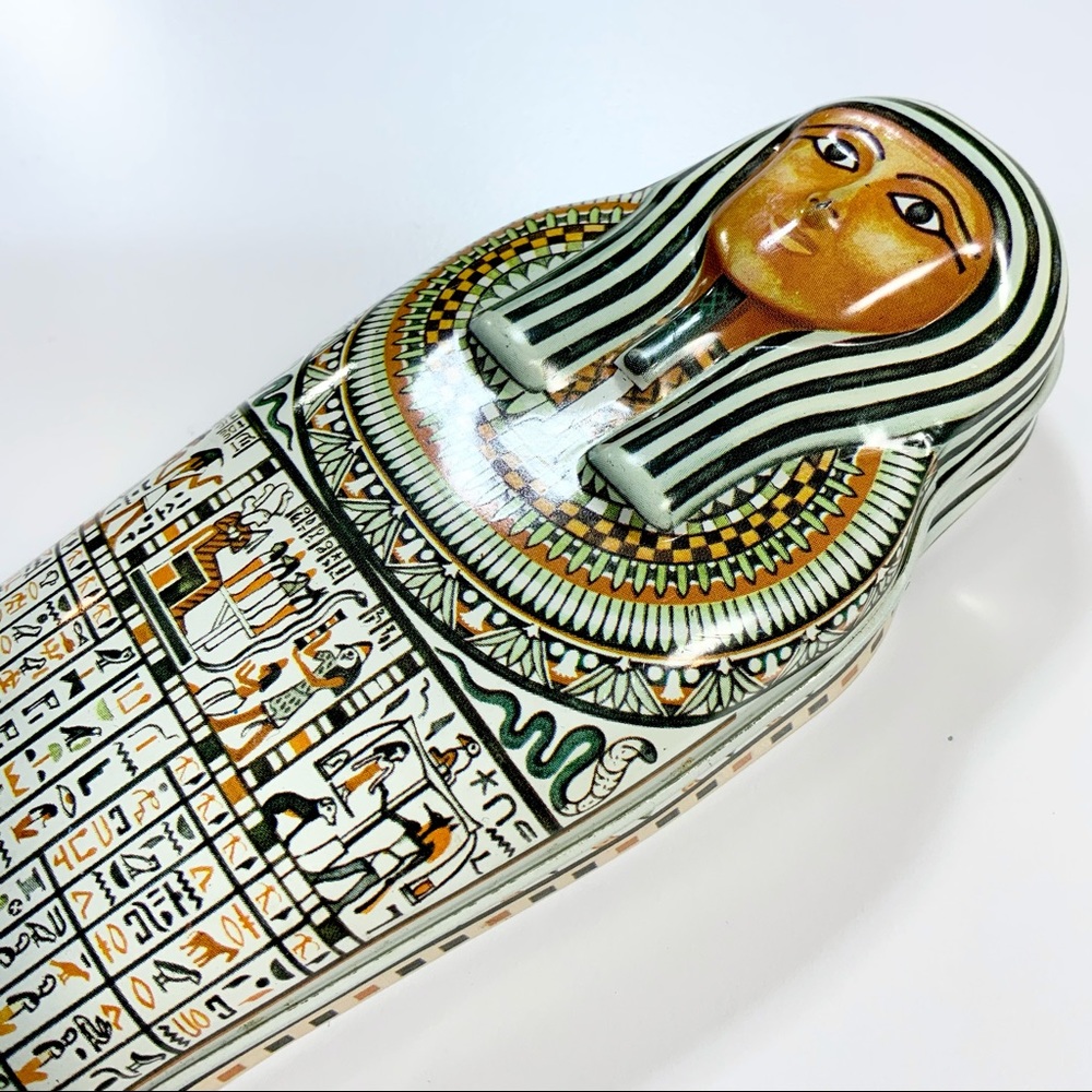 🎉HOST PICK🎉 Vintage Mummy Tin from England
